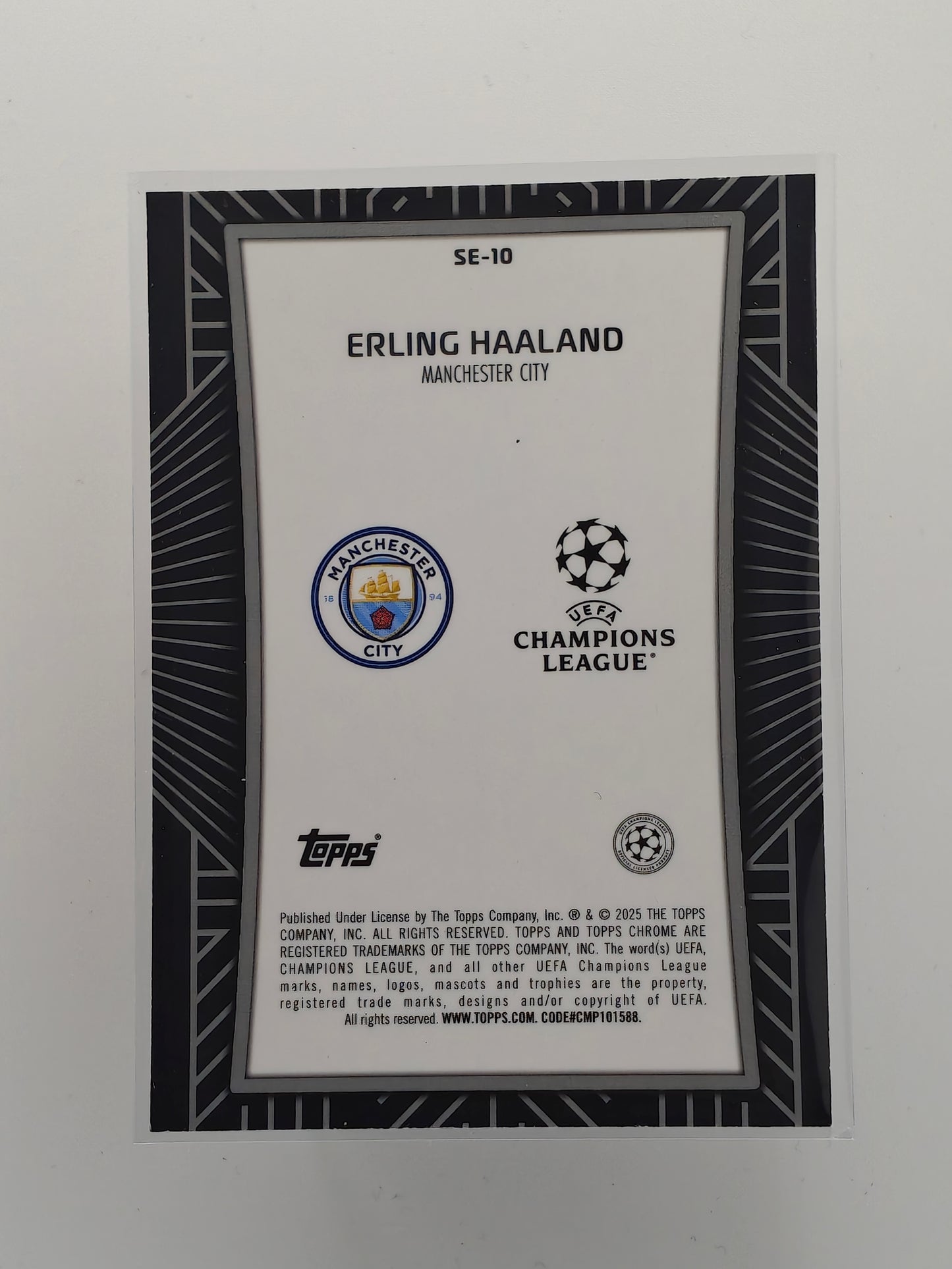 Erling Haaland shadow etch SSP Casehit - Topps Chrome 24/25
