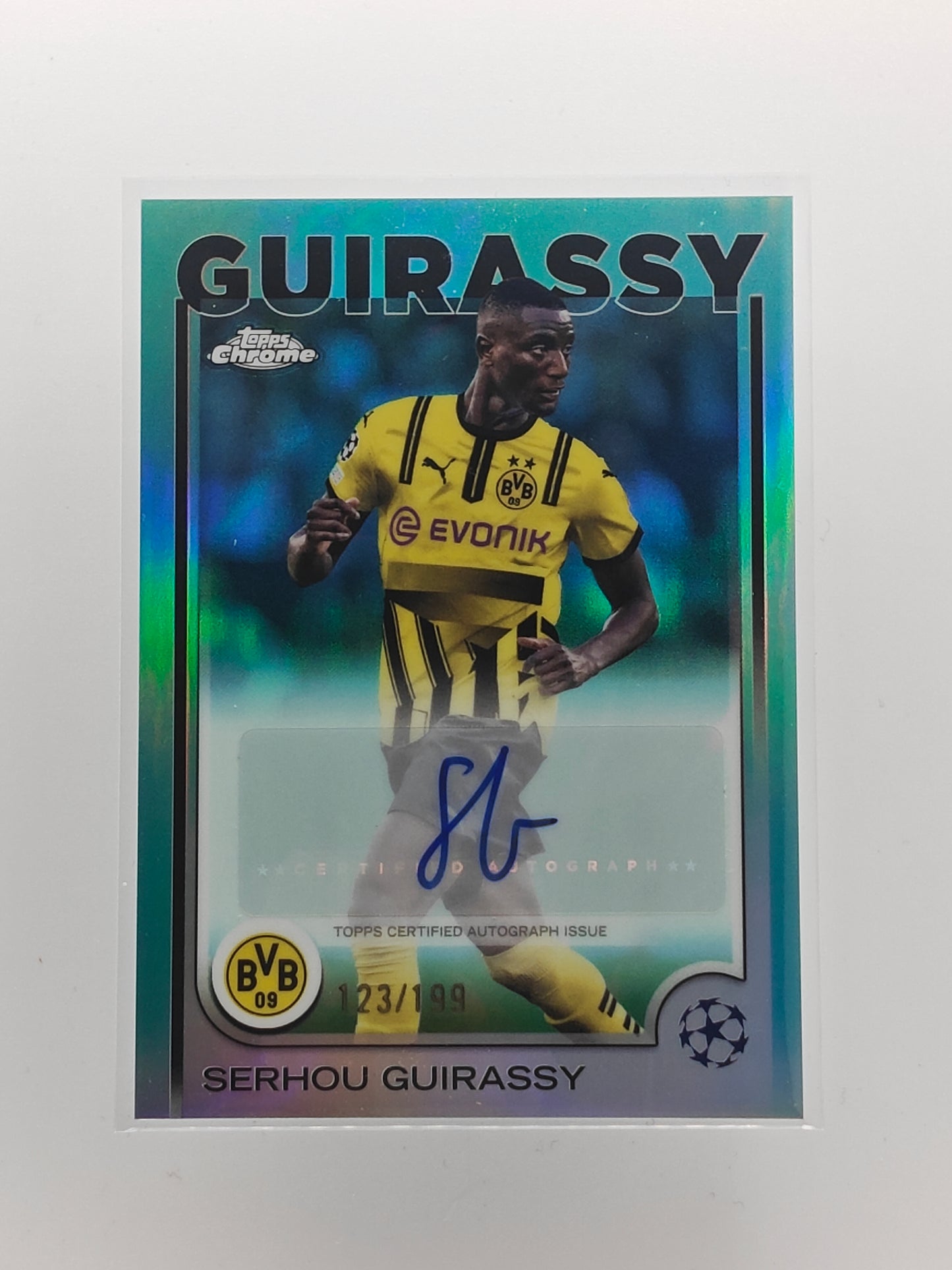 Serhou Guirassy auto /199 - Topps Chrome 24/25