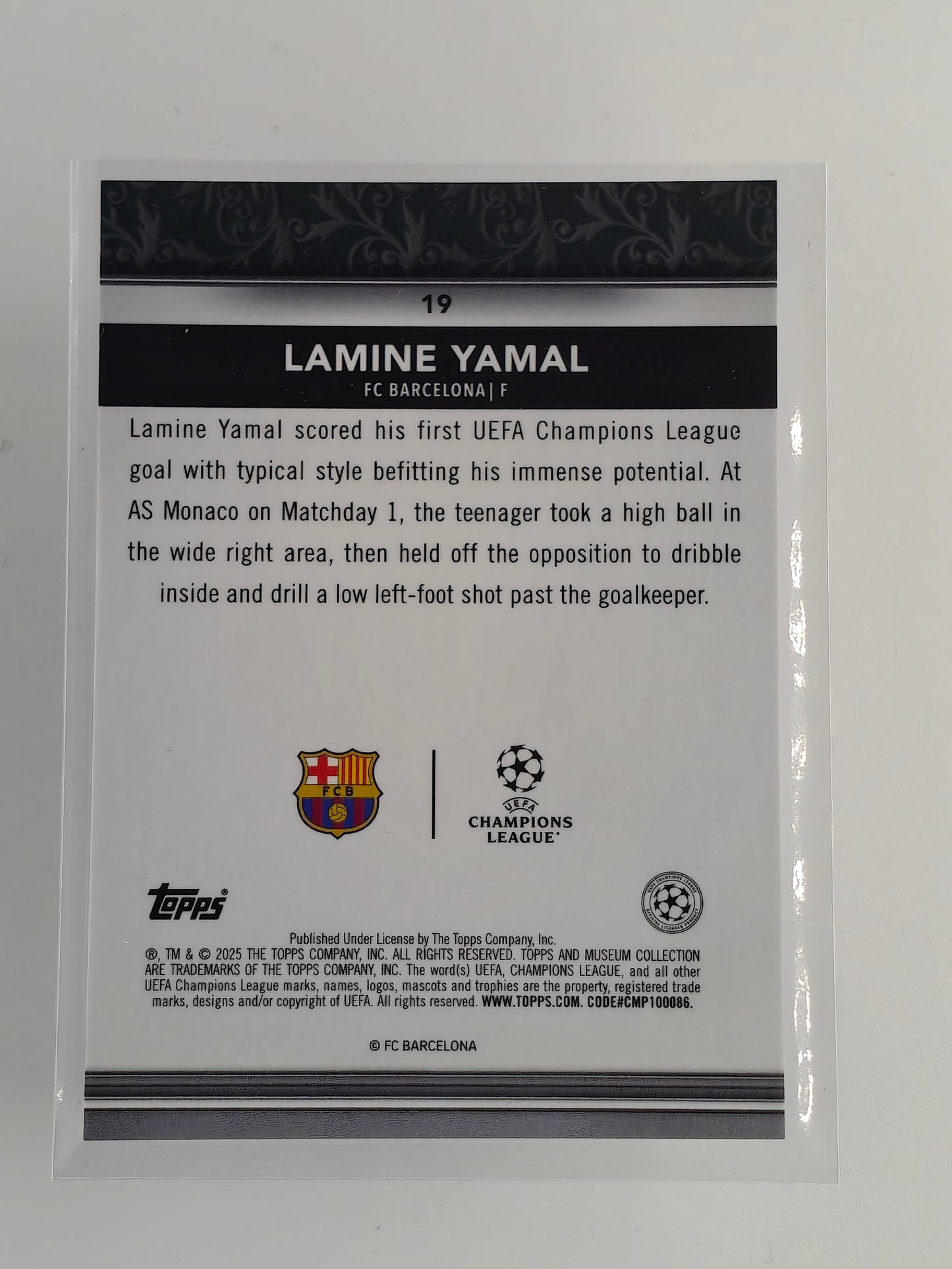 Lamine Yamal /35 - Topps Museum 24/25