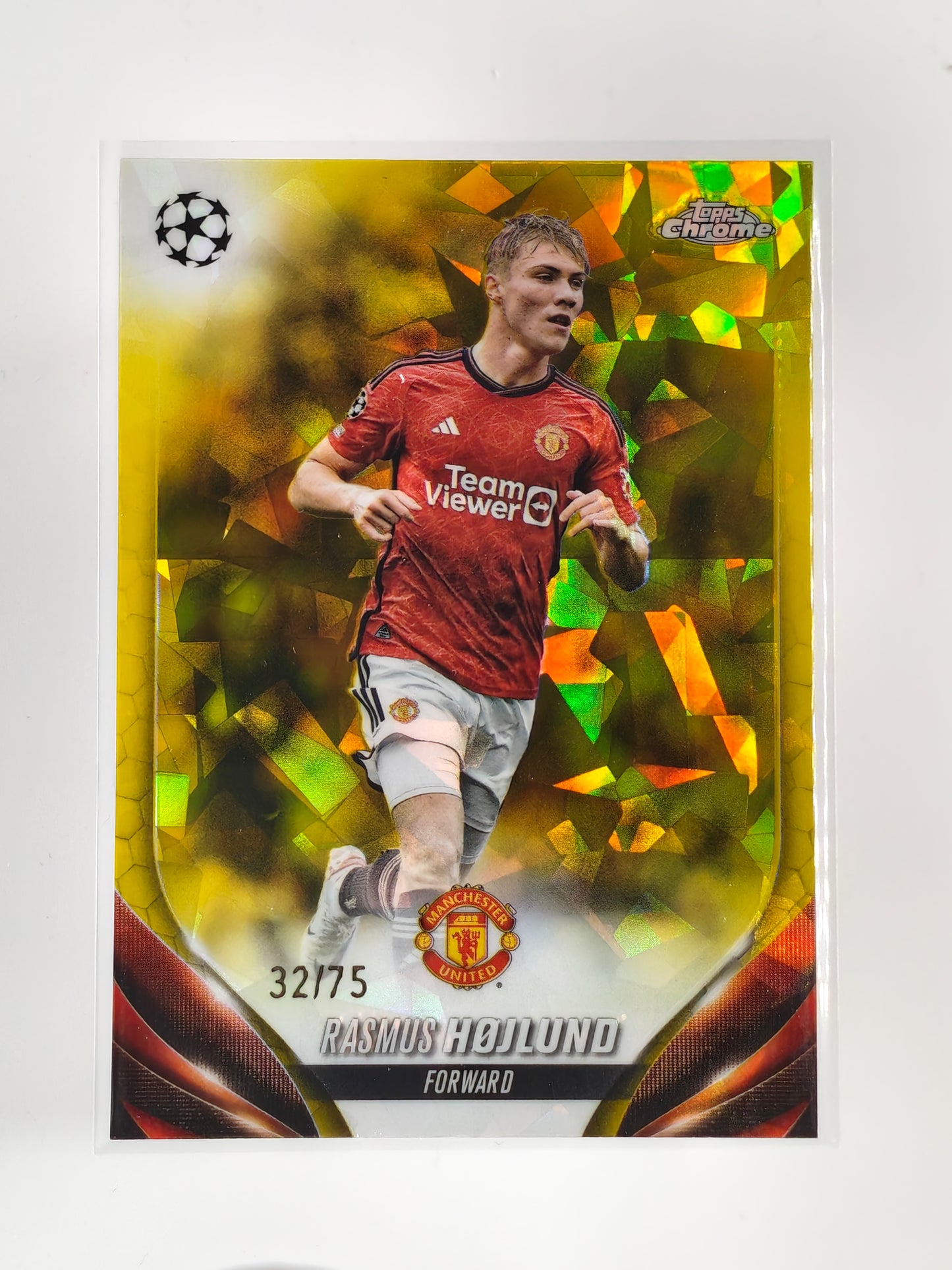 Rasmus Højlund /75 - Topps Sapphire 23/24
