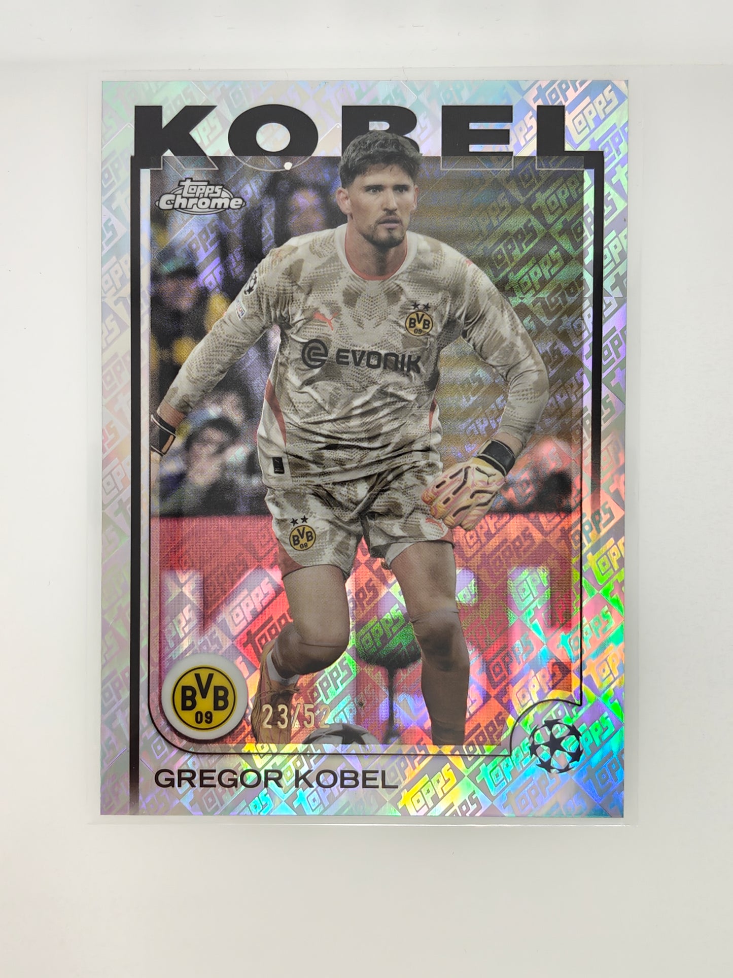 Gregor Kobel /52 - Topps Chrome 24/25