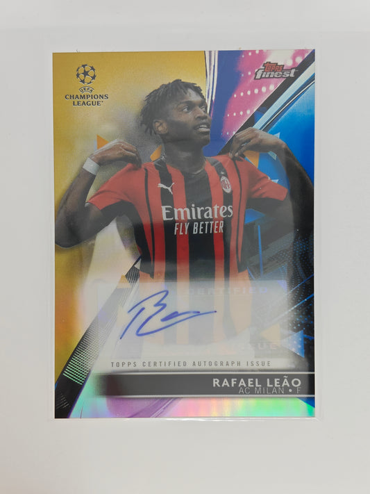 Rafael Leao auto /50 - Topps Finest 21/22