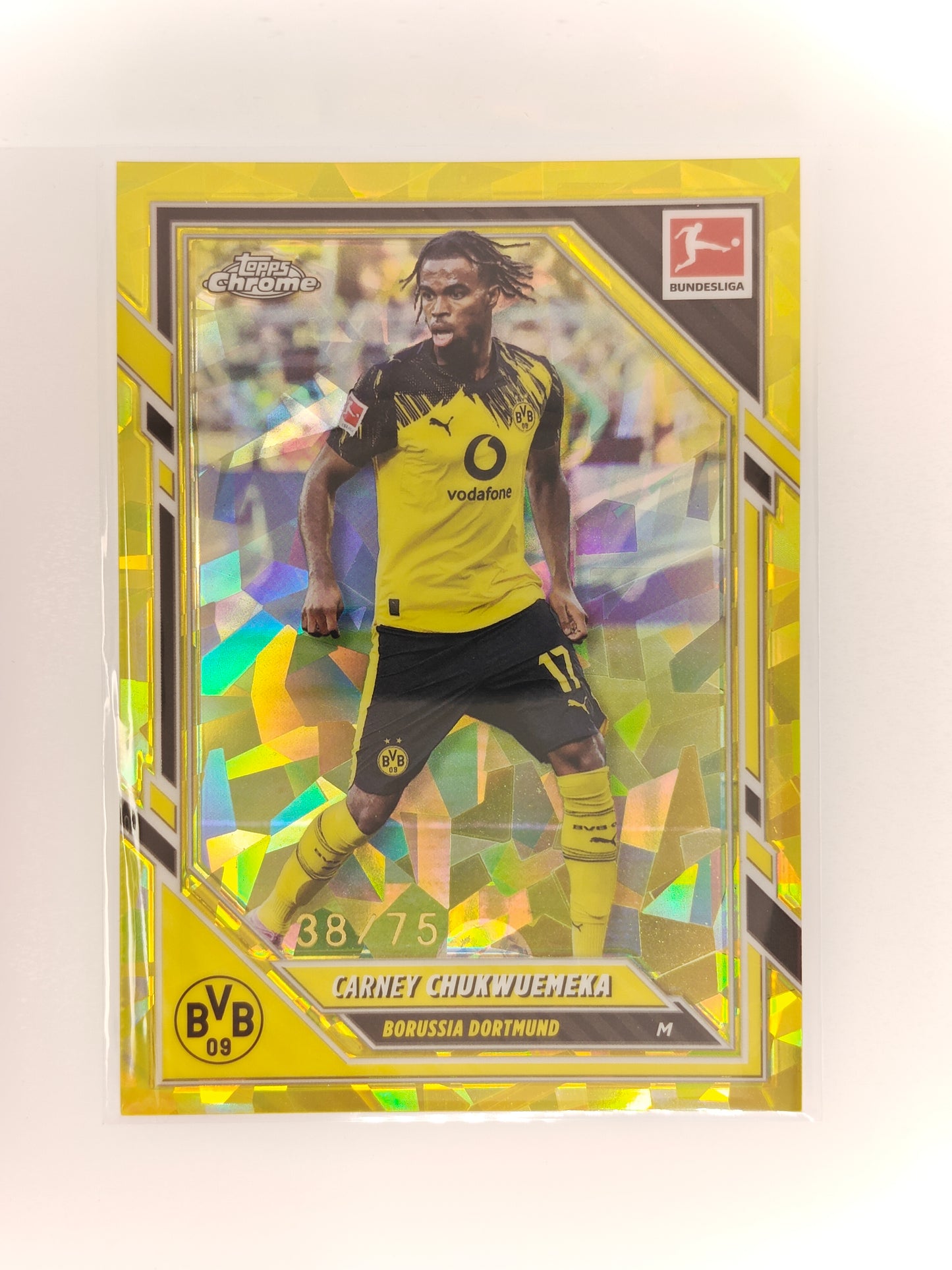 Carney Chukwuemeka /75 - Topps Chrome Bundesliga 25/26 - Sapphire