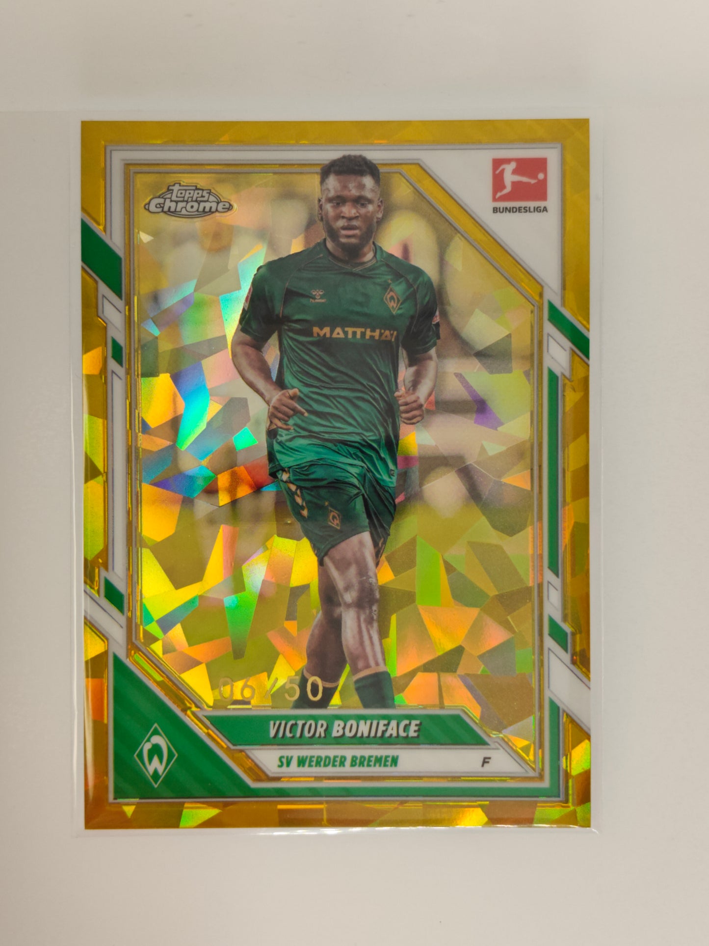 Victor Boniface /50 - Topps Chrome Bundesliga 25/26 - Sapphire
