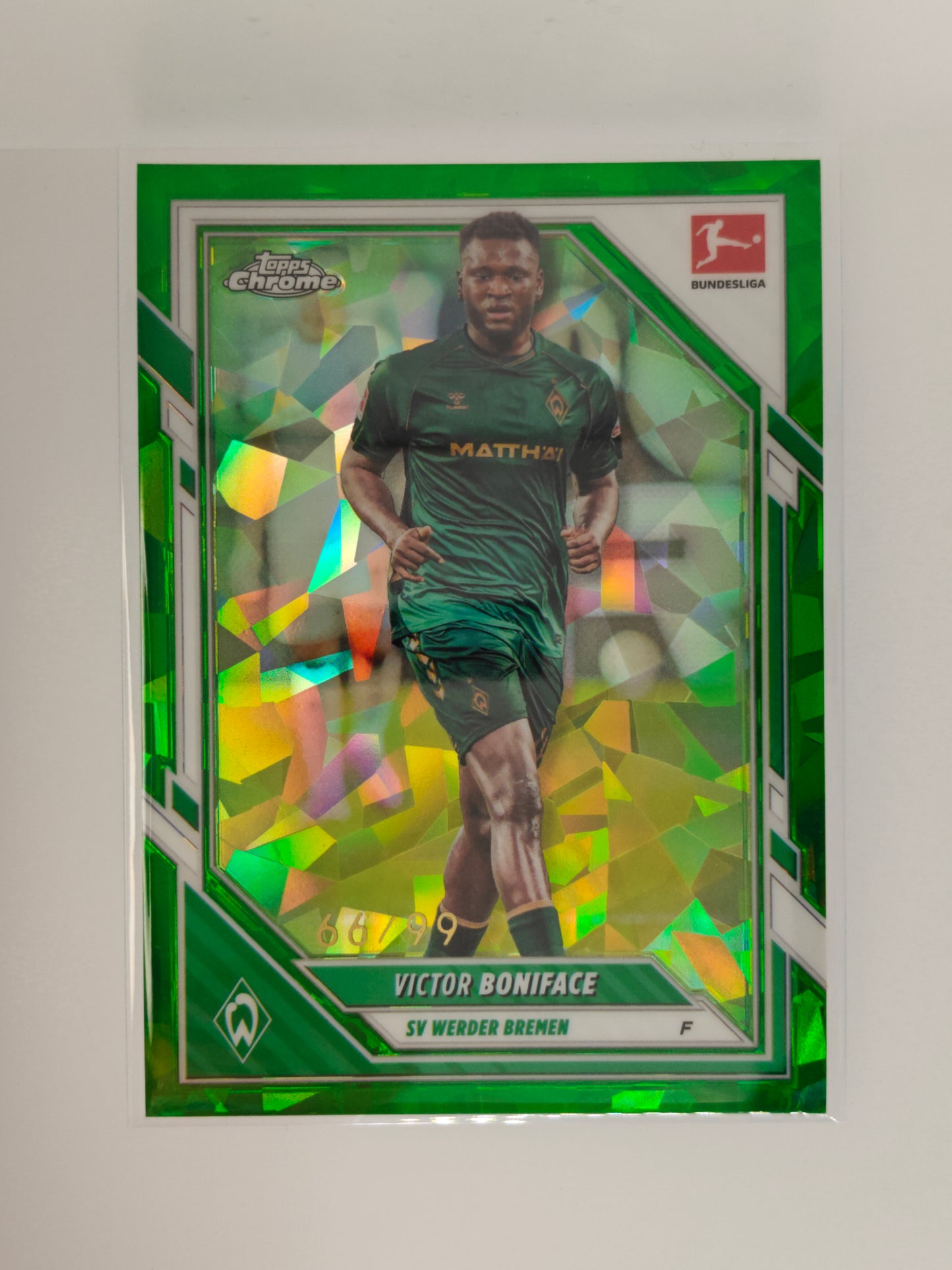 Victor Boniface /99 - Topps Chrome Bundesliga 25/26 - Sapphire