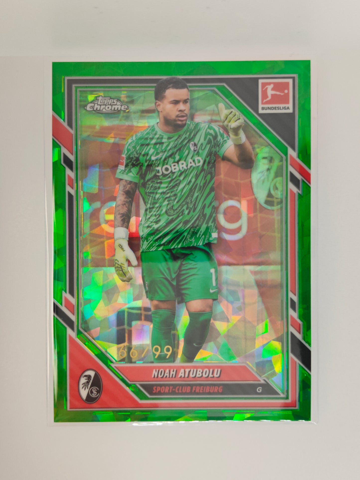 Noah Atubolu /99 - Topps Chrome Bundesliga 25/26 - Sapphire