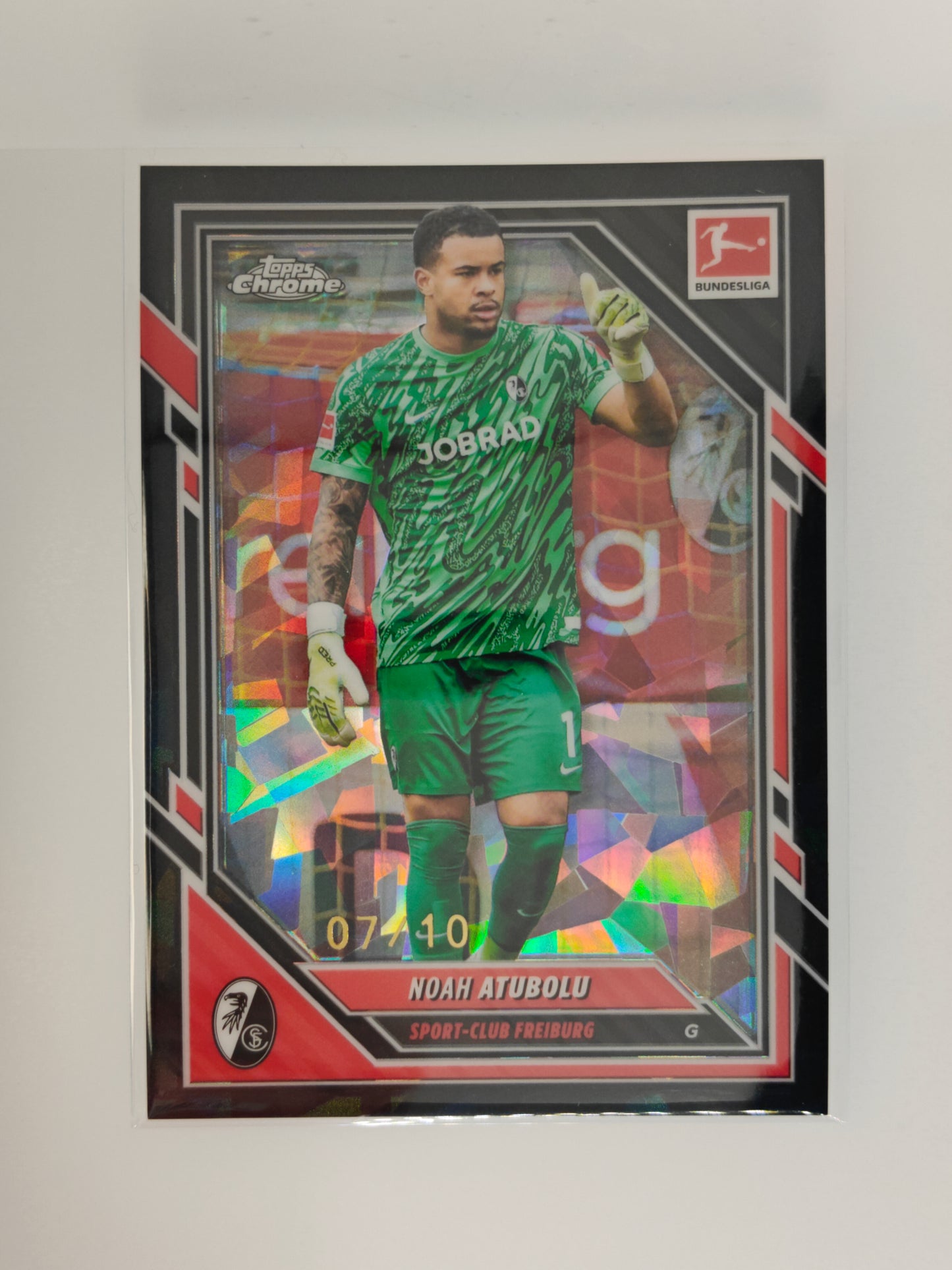 Noah Atubolu /10 - Topps Chrome Bundesliga 25/26 - Sapphire