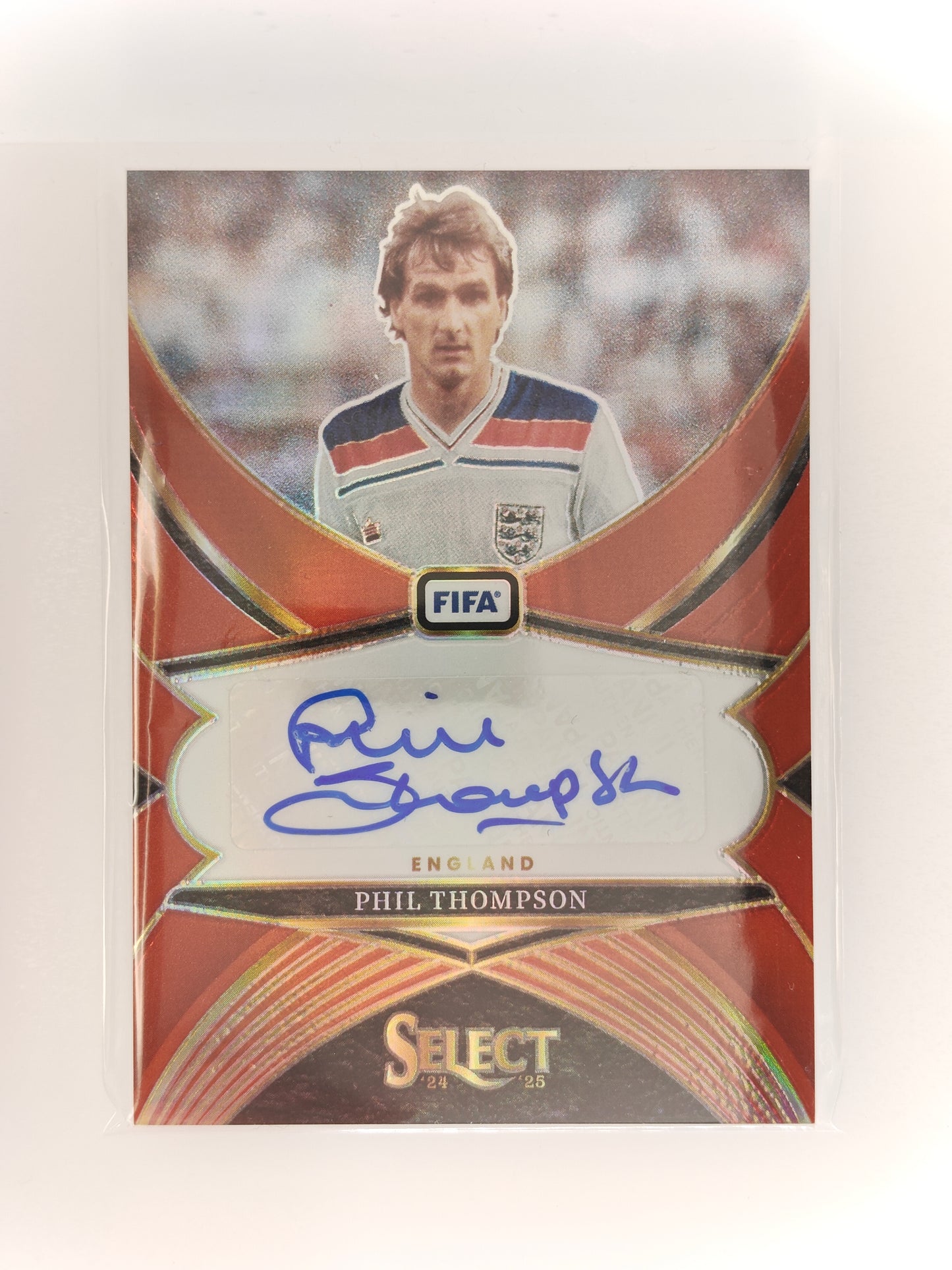 Phil Thompson auto red prizm - Panini Select Fifa 24/25