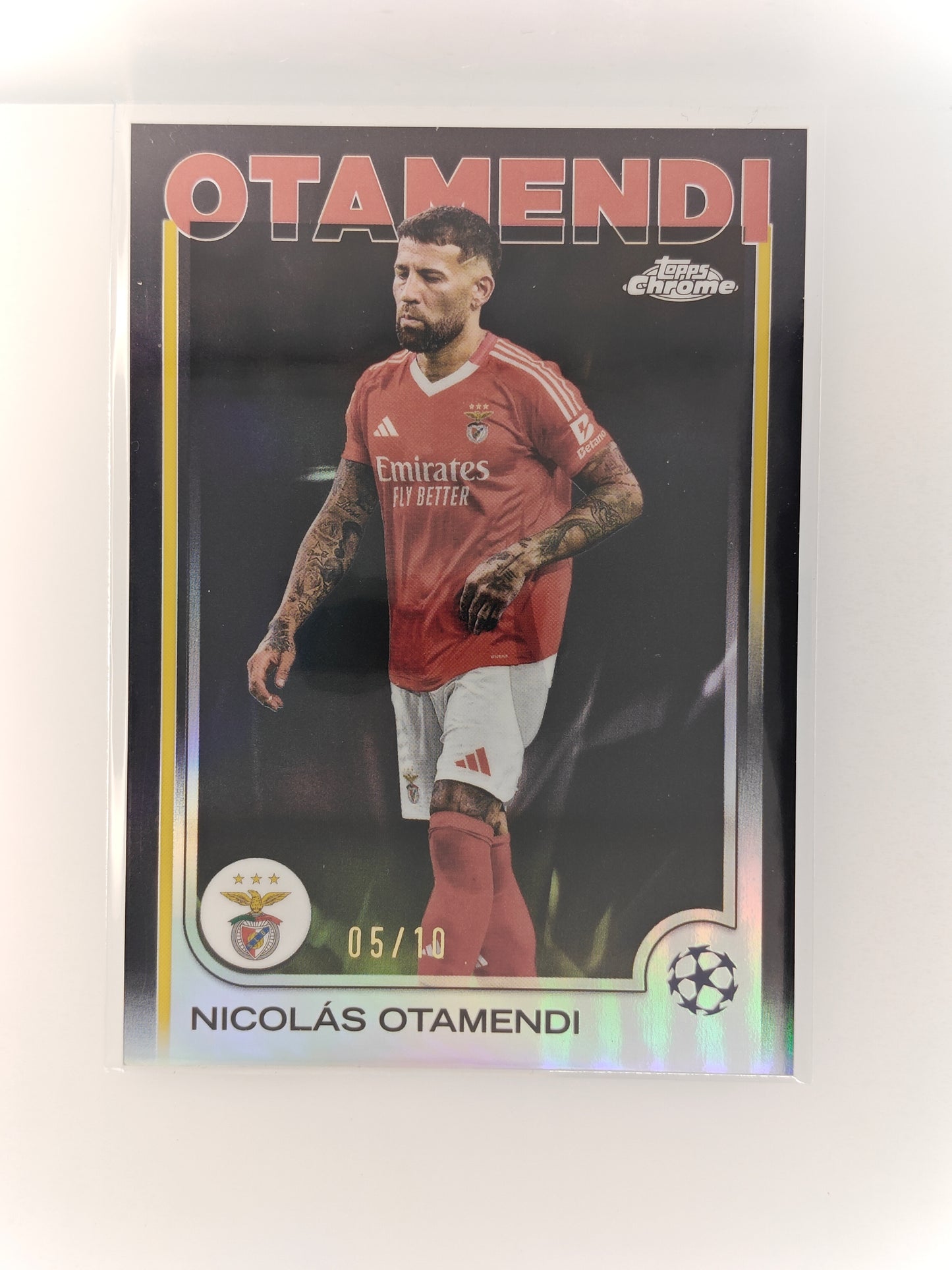 Nicolas Otamendi /10 - Topps Chrome 24/25