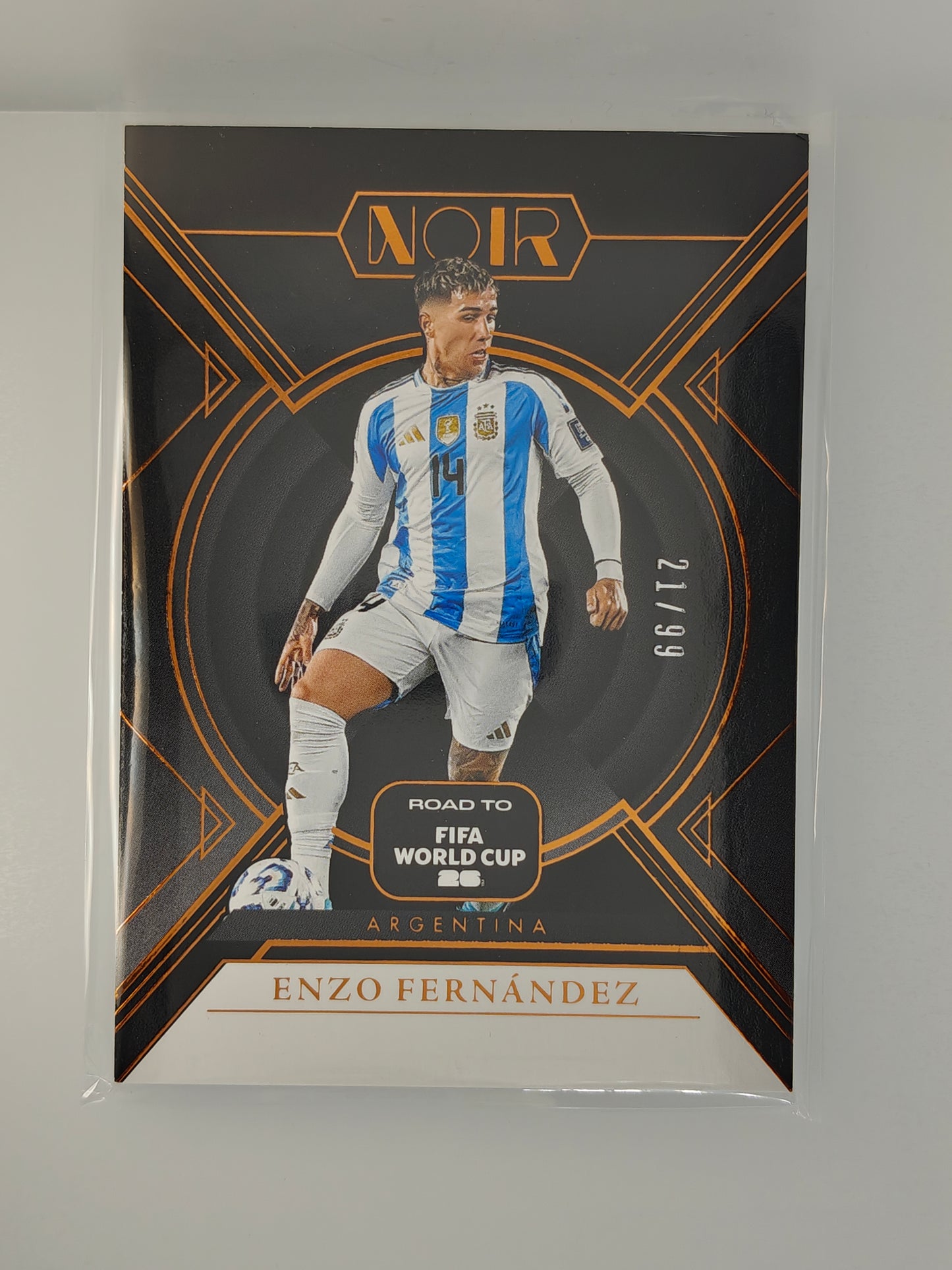 Enzo Fernandez /99 Bronze - Panini Noir World Cup 25/26