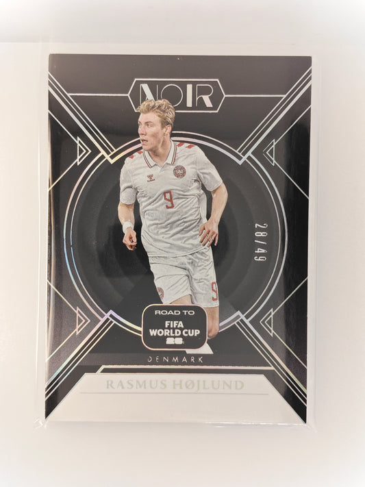 Rasmus Højlund /49 - Panini Noir World Cup 25/26