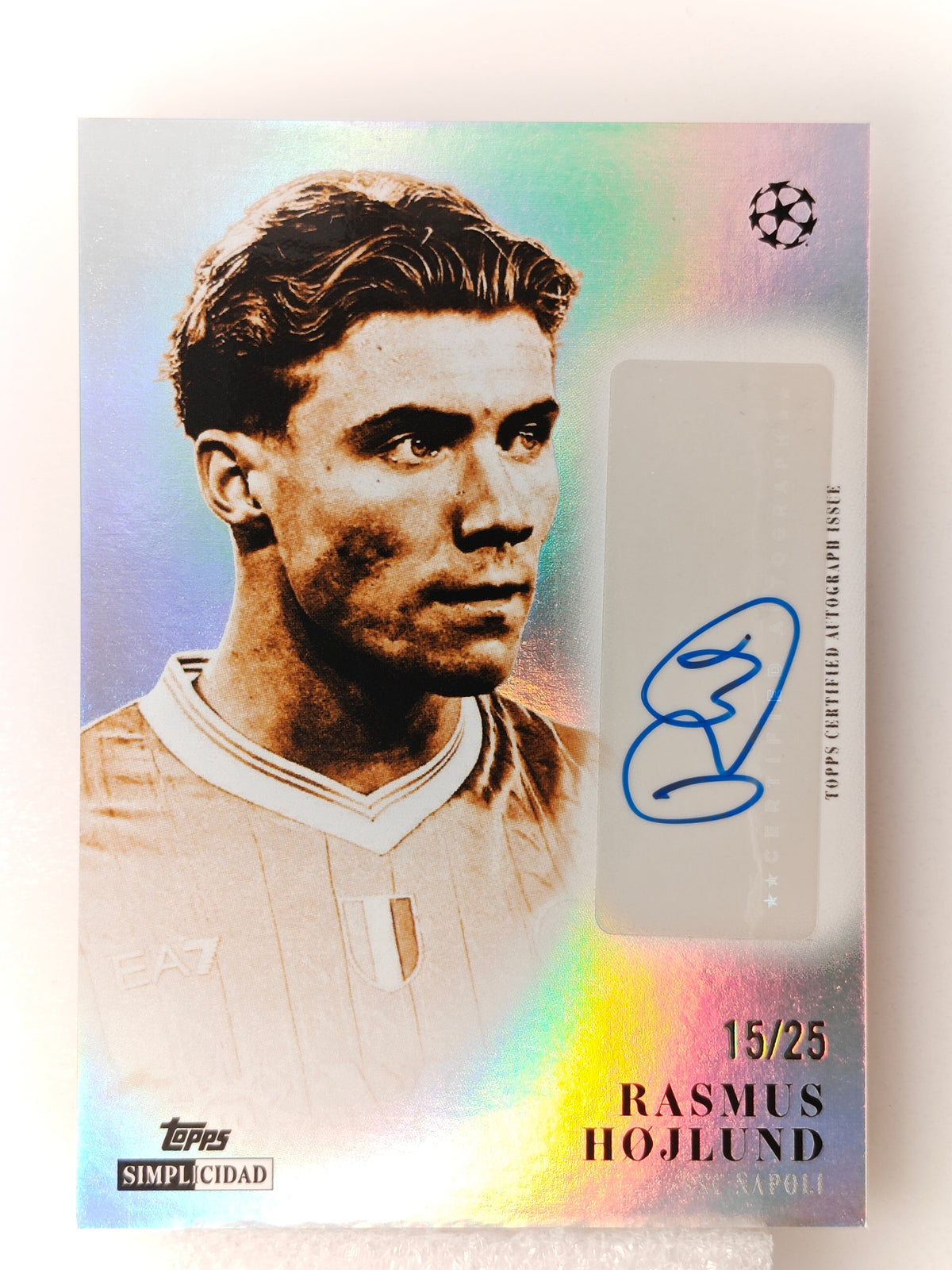 Rasmus Højlund auto /25 - Topps Simplicidad 25/26