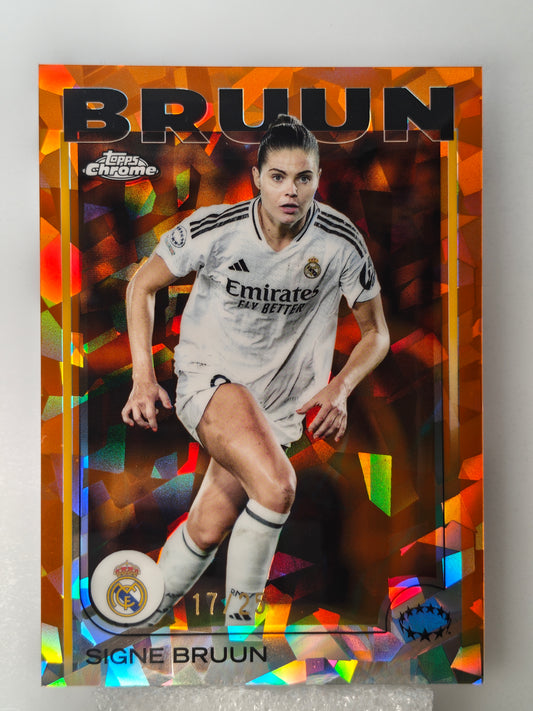 Signe Bruun /25 - Topps Sapphire 24/25