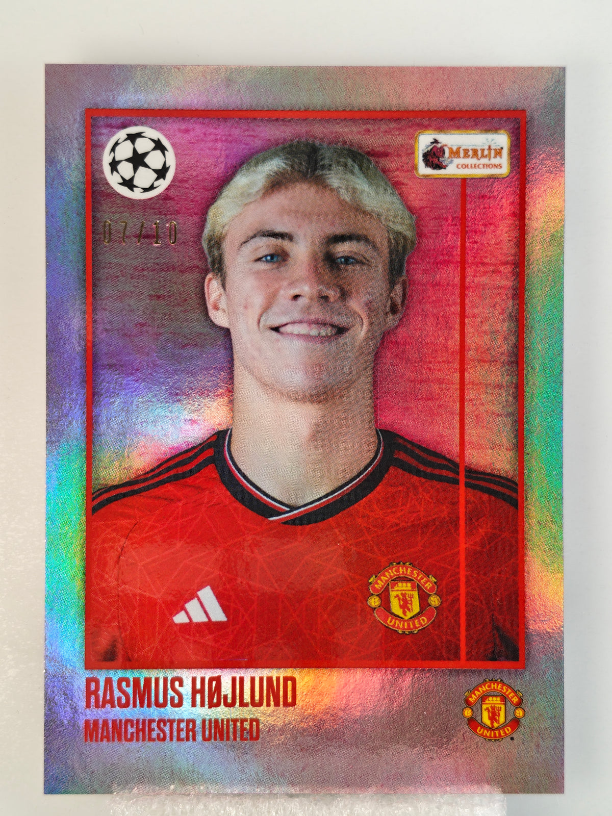 Rasmus Højlund /10 - Topps Merlins Heritage 23/24